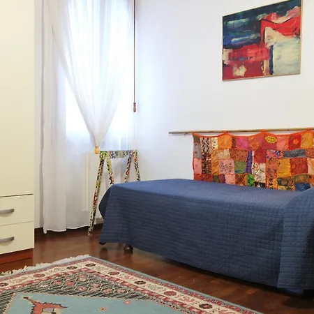 Ca' Aldo, Biennale Di * Wenecja